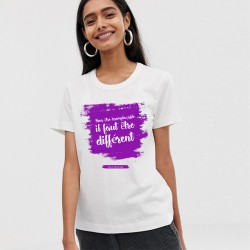 T-Shirt Citation Coco Channel Pour être irremplaçable il faut être différent - Femme grand mère